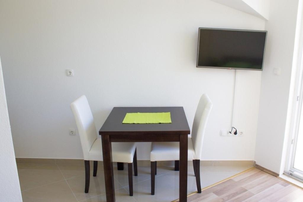 Apartments Kala Janjina Quarto foto